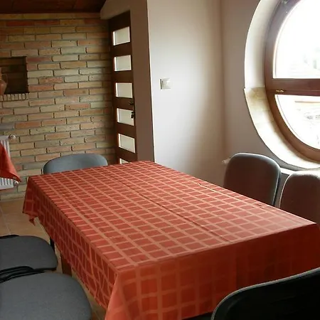 Frittmann Borhaz Nocleg ze śniadaniem 3*