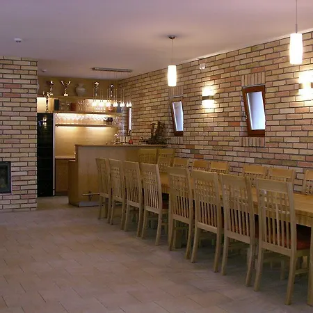 Frittmann Borhaz Oda ve Kahvaltı 3*